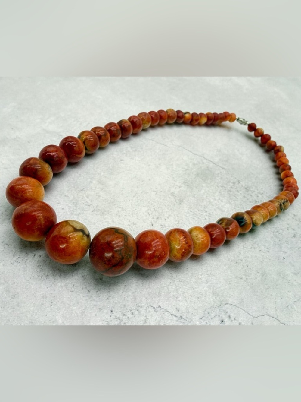 Vintage Chunky Apple Coral Graduated Bead Necklace 18” 80g Barrel Clasp Boho Lux - Picture 10 of 17